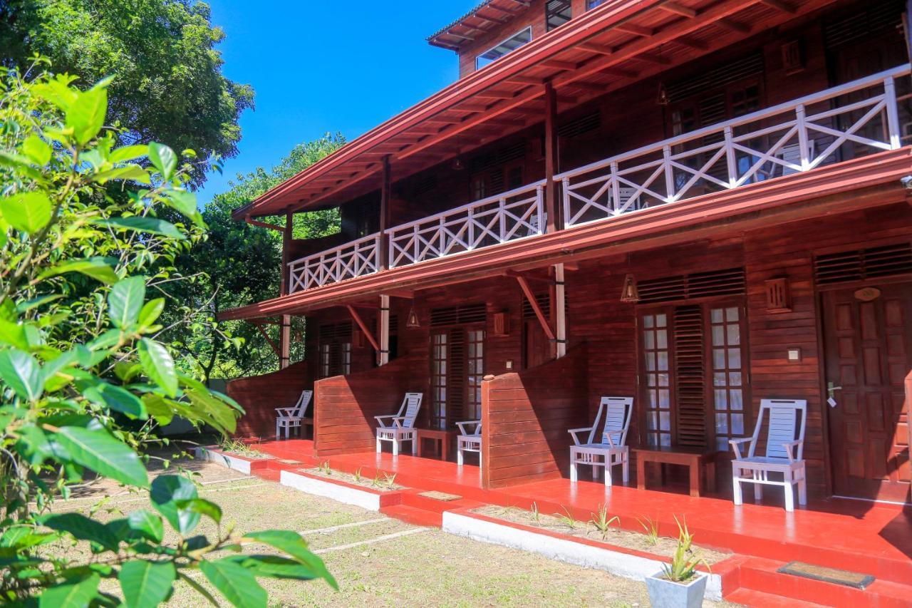 Wood Lodge Mirissa Exterior photo